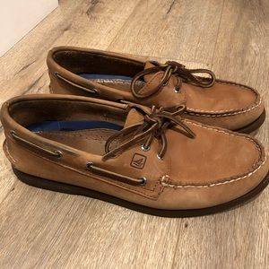 Men’s Sperry Topsiders in Tan
